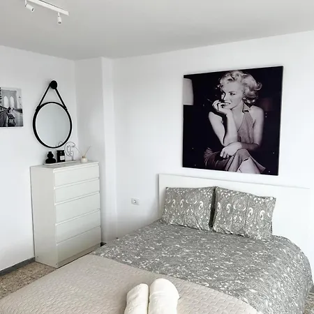 Lovely 2 Bedroom With Balcony Appartement